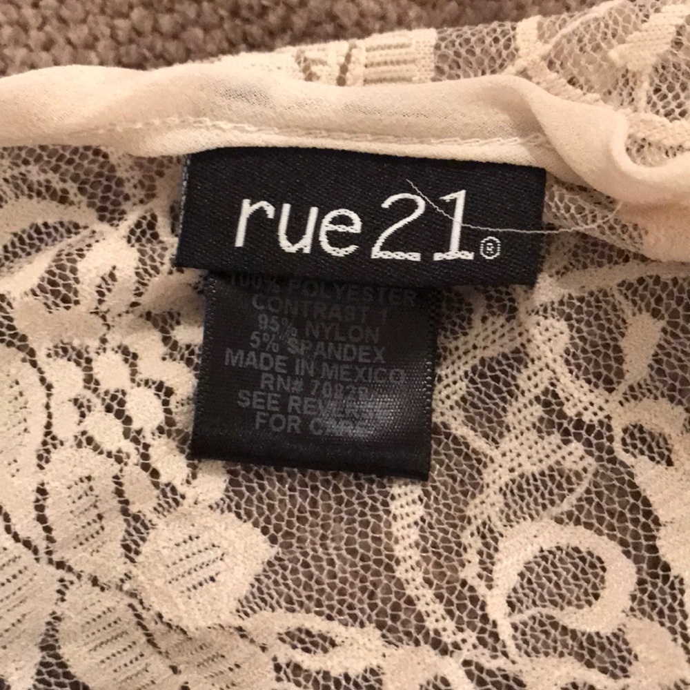 Blouse - Picture 6 of 7